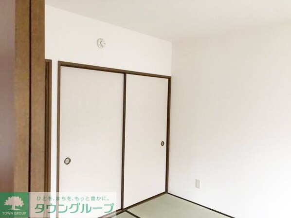 フィオーレ栗の葉の物件内観写真